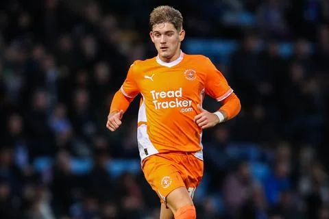 Emirates FA Cup First Round Gillingham v Blackpool Stock Photos