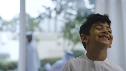 Emirati boy smiling Stock Footage 105805057