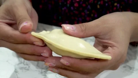 Empanadas repulgue 4 Stock Footage 205969184