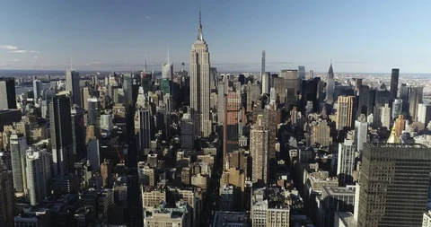 Empire State Building and Midtown Manhattan Skyline Stock Footage 89009336