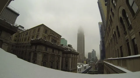 Empire State Building in clouds 3k 動画素材 37188286