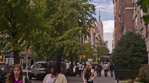 Empire State Building from Lower Fifth Ave 스톡 동영상 32453649