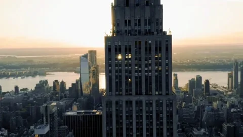 Empire State Building at Sunset, New York City, November 4, 2025 库存影片 320452132
