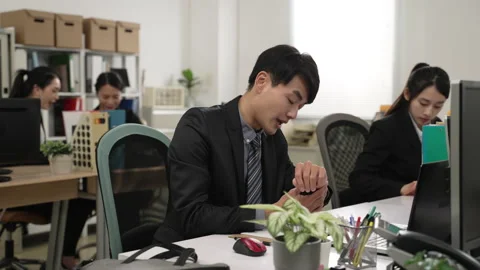 Employee having energy when its time to get off Stock Footage 179570699