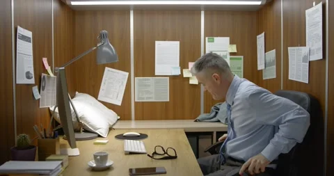 Employee working and sleeping in the same room Video stock 308922848