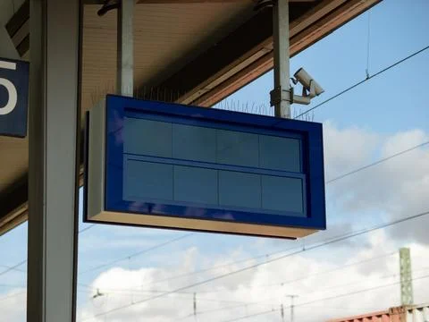 Empty Arrival or Departure Display on a Train Station Foto stock