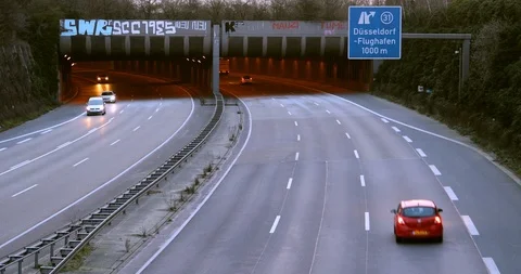 Empty Autobahn Video stock 125929462
