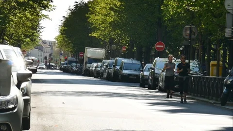 Empty avenue d ivry paris  - covid 19 Stock Footage 127921730