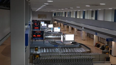 Empty baggage claim and carousel in Salt Lake City International Airport. Stock Footage 99887944