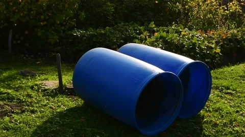 Empty barrels for water Vidéo 139972164