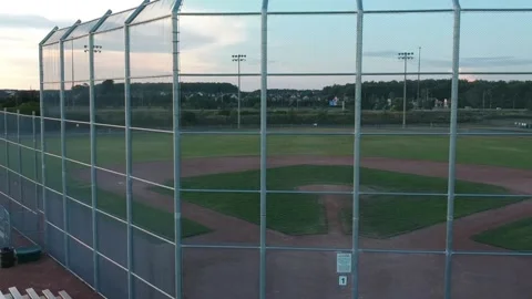 Empty Baseball Diamond Видео 136374335