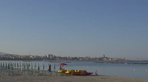 Empty beach. Alghero Sardinia. Stockbeeldmateriaal 67576662