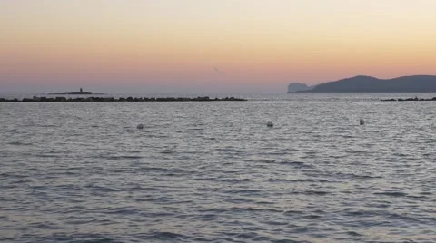 Empty beach in Alghero, Sardinia. Vídeos de archivo 67818454