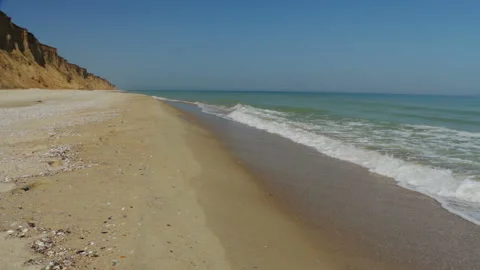 Empty Beach and Sunglasses Stock-Footage 106455464