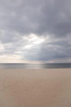 Empty beach by the Baltic Sea in cloudy weather in Sopot, Poland Foto stock
