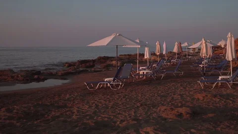 Empty beach at sunset. Stock-Footage 79993396