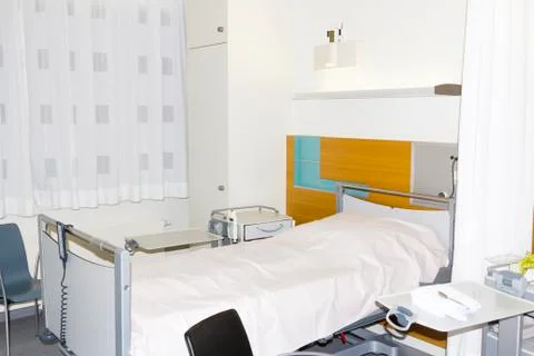 Empty bed in hospital Stock Photos