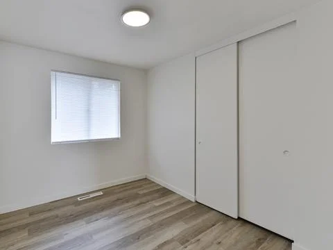 Empty bedroom interior Stock-Fotos