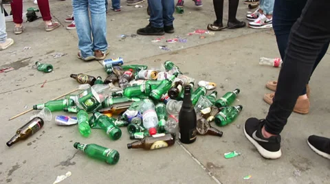 Empty beer bottles and cans Stock Footage 39884567