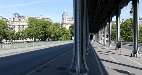 Empty Bir Hakeim bridge in Paris, perspective view with people in France Stock Footage 124583795