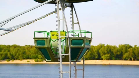 Empty booths on the Ferris wheel Stock Footage 91810402