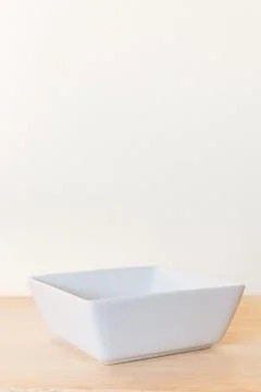 Empty Bowl on rustic wooden background Foto stock