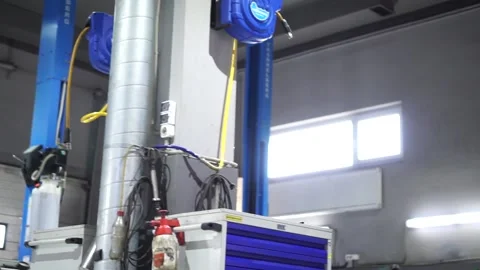 Empty boxes of a auto service with a car wash. Footage. Clean room of the Stock-Footage 139768700