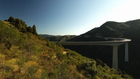 Empty Bridge in the Countryside Stockbeeldmateriaal 109155815