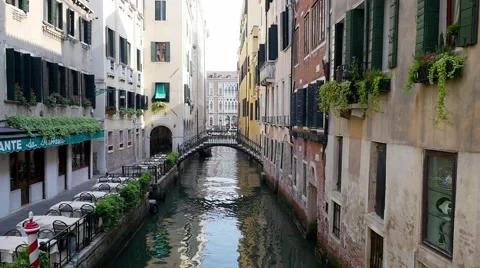 Empty canal at Venice, Italy Stock-Footage 65103641