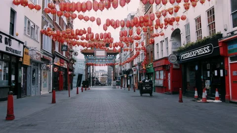 Empty chinatown in London during lockdown Video stock 131065131