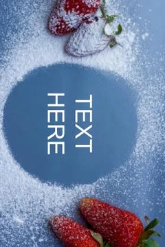 Empty circle area covered with sugar and fresh strawberry on background with  Stock Photos