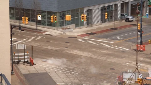 Empty city intersection, covid-19 quarantine, medium shot, 4K60p Stock Footage 128726063