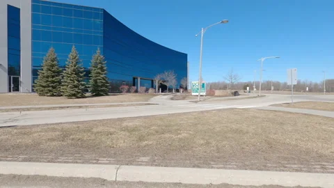 Empty city streets and office buildings as workers work from home in COVID 19 库存影片 150472798