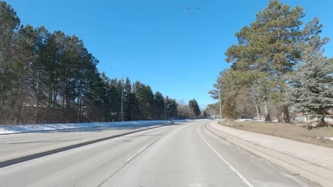Empty city streets as workers work from home in COVID 19 pandemic lockdown Vidéo 150008239