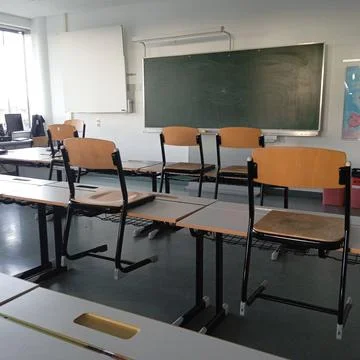 Empty class room in a school during vacation Foto stock