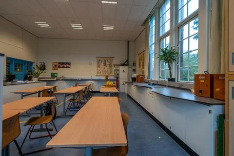 Empty classroom in an elementary school Stock Photos