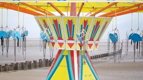 Empty Cleethorpes carousel 库存影片 79919973