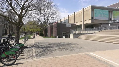 Empty closed school campus at university of Toronto in COVID pandemic Stock-Footage 152959293
