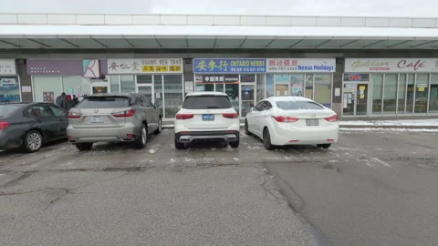 Empty closed shopping mall in Toronto area COVID 19 pandemic lockdown Stock-Footage 145909122