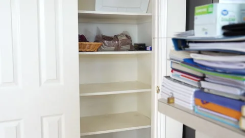 Empty closet, sunny day 스톡 동영상 140063347