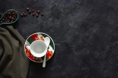 Empty coffee Cup with coffee beans  Stock Photos