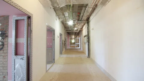 Empty corridor undergoes professional interior renovation Stock-Footage 332718371
