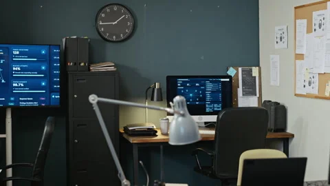 Empty Cybersecurity Office Displaying Network Data on Screens 스톡 동영상 346813586