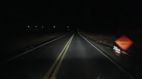 Empty desert road Stockbeeldmateriaal 46841725