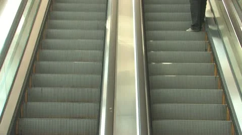Empty Escalator 스톡 동영상 11644042