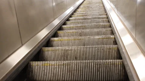 Empty escalator Video stock 42788940