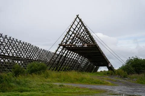 Empty fish drying flake in Svolvaer, Norway Foto stock