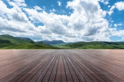 Empty  floor with snow mountains on background Fotos de archivo