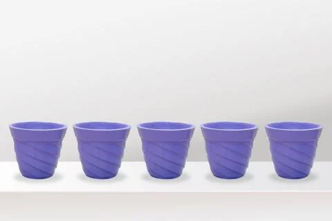 Empty flower pots of different colour and different prospective, Foto stock