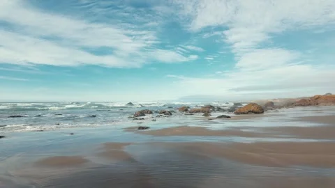 Empty fort bragg beach at low tide Stock Footage 283690558